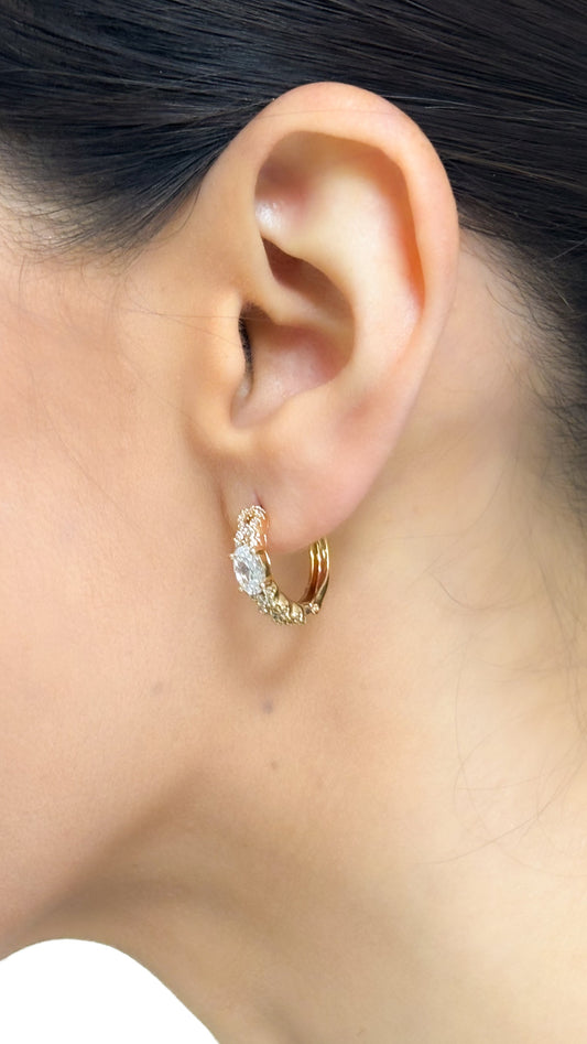 Aretes aro zirconias baño de oro PUNTO JOYERIA