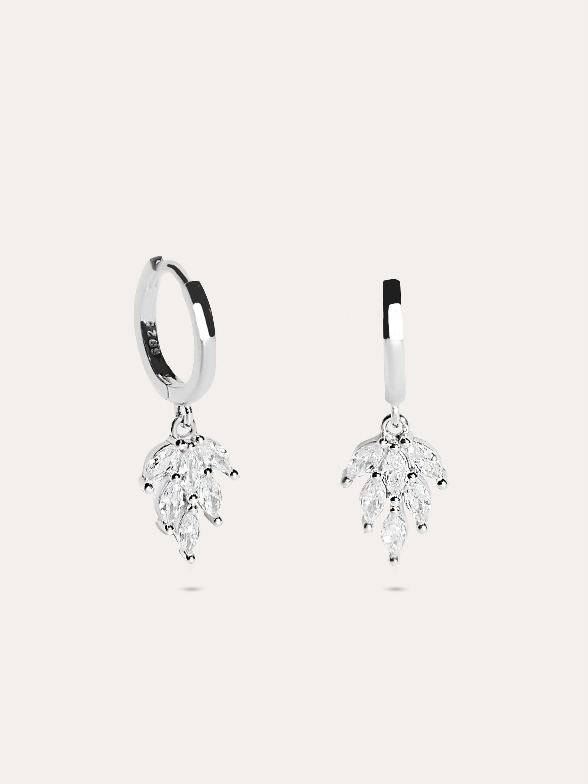Aretes hoja zirconias plata PUNTO JOYERIA