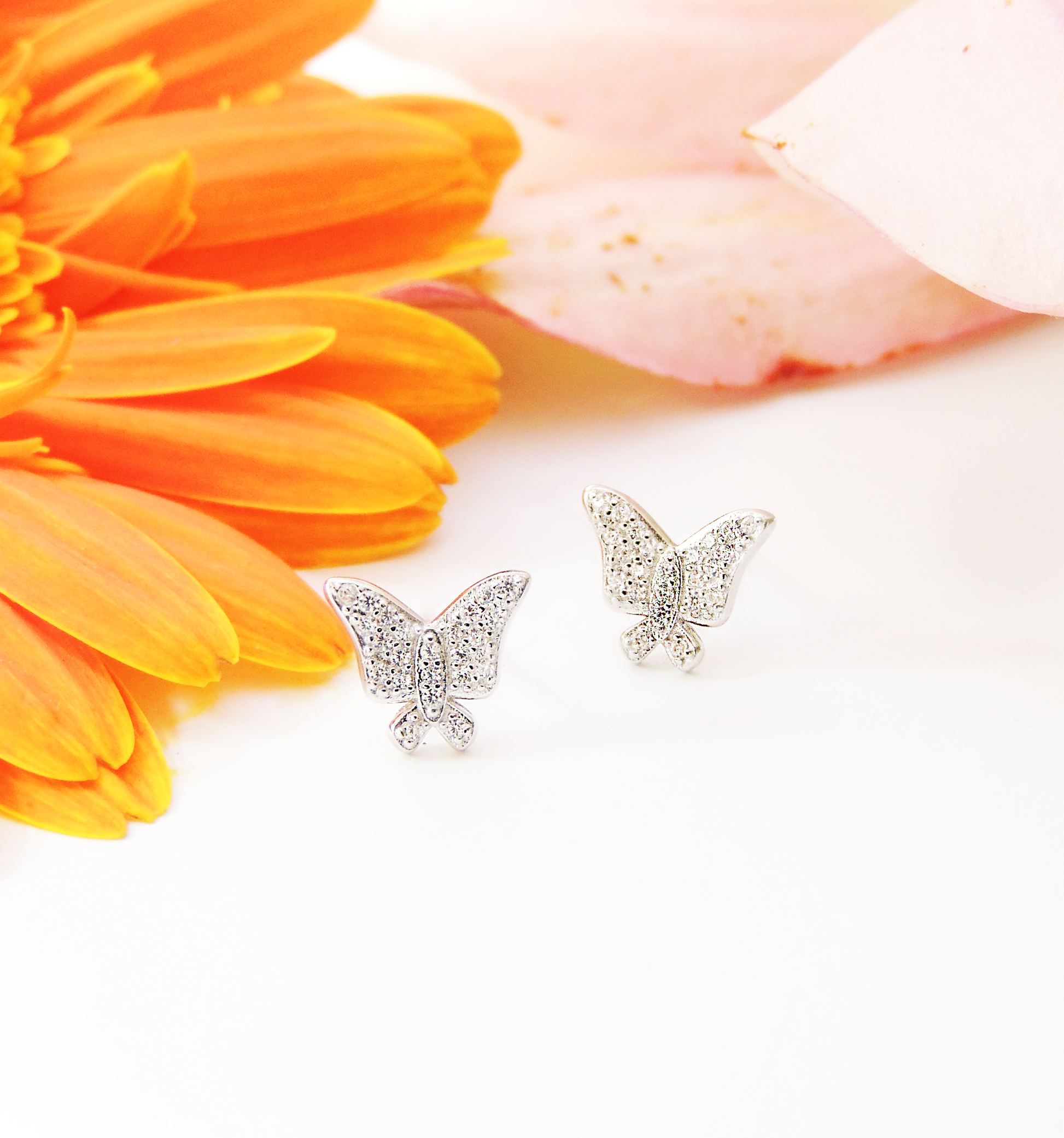 Aretes mariposa pavé plata PUNTO JOYERIA