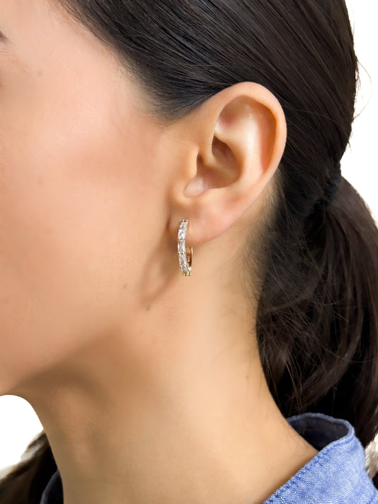 Aretes aro zirconias baño de oro PUNTO JOYERIA