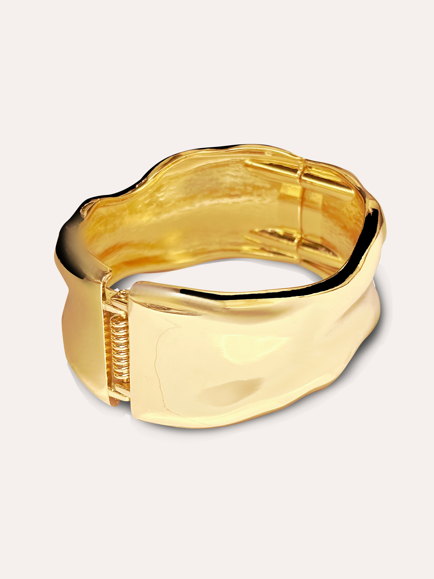 Brazalete irregular dorada PUNTO JOYERIA