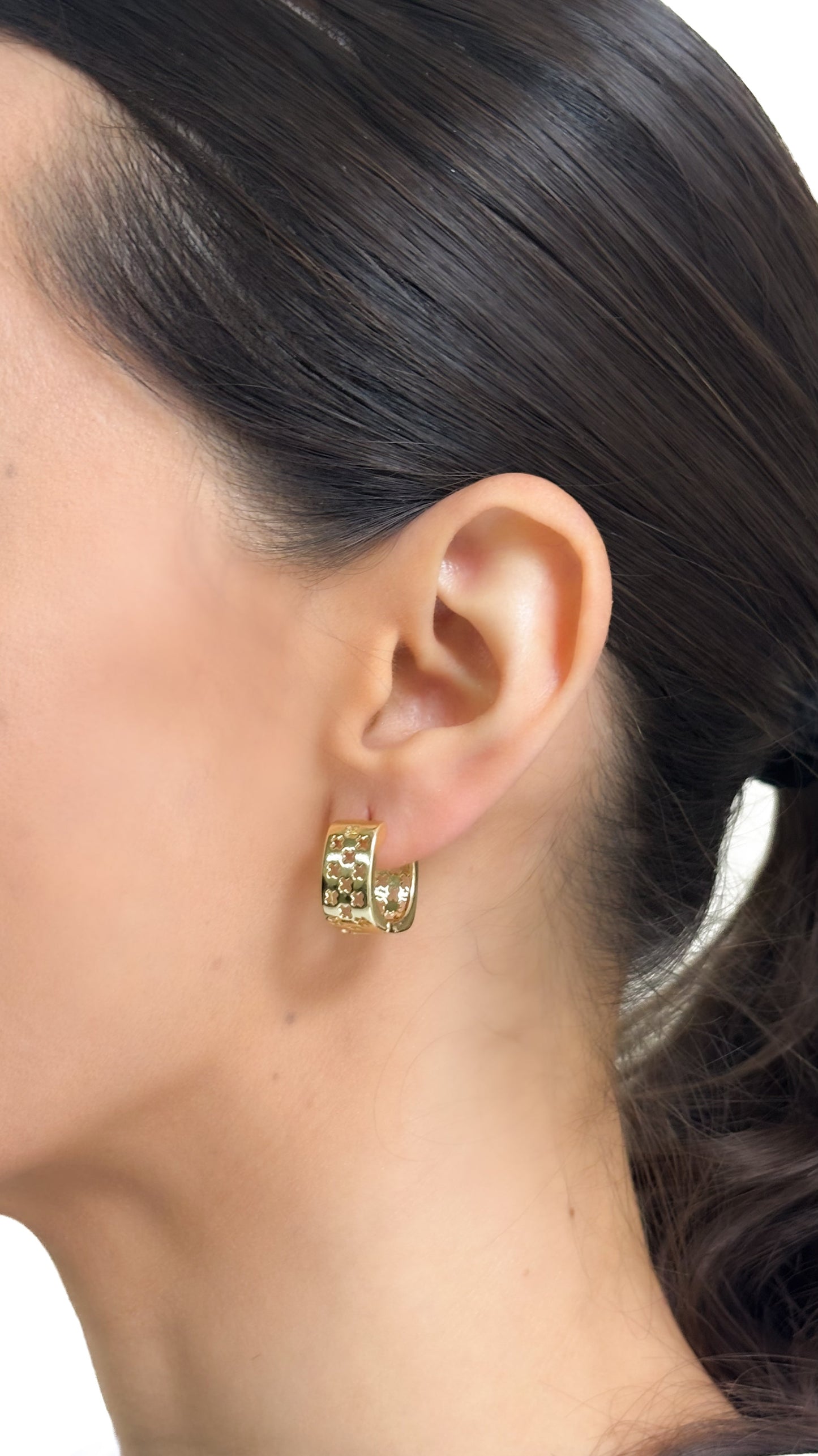 Aretes aro treboles baño de oro PUNTO JOYERIA