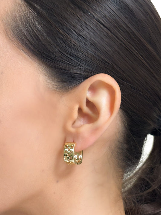 Aretes aro treboles baño de oro PUNTO JOYERIA