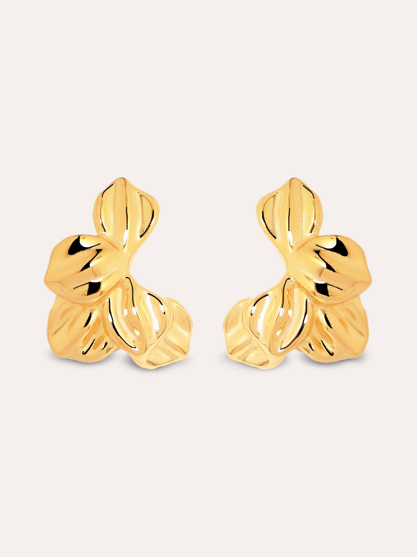 Aretes flor dorado