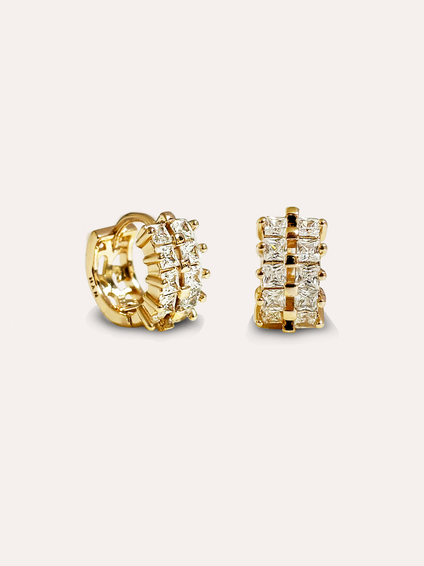 Aretes hoops zirconias baño oro PUNTO JOYERIA