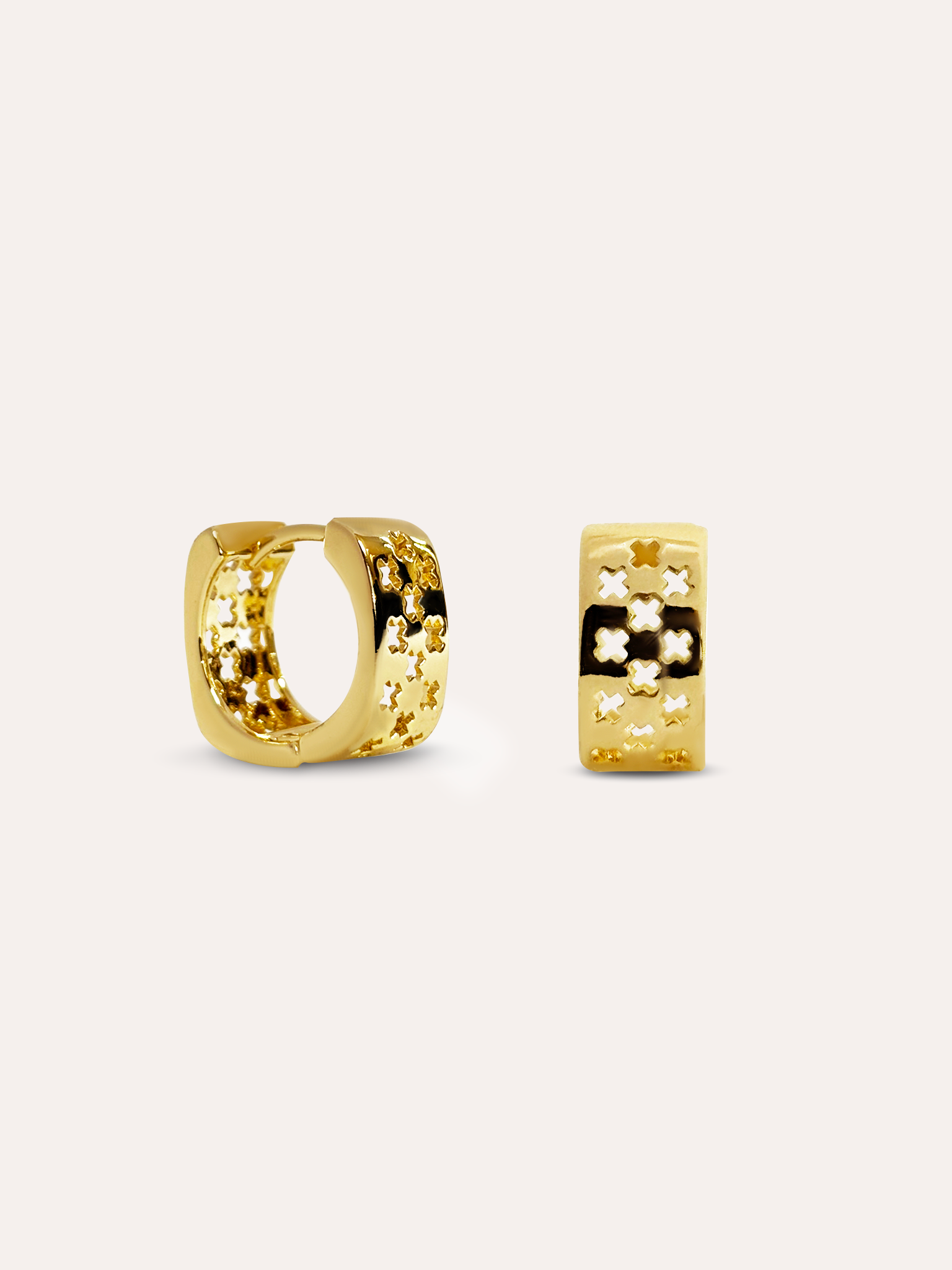 Aretes aro treboles baño de oro PUNTO JOYERIA